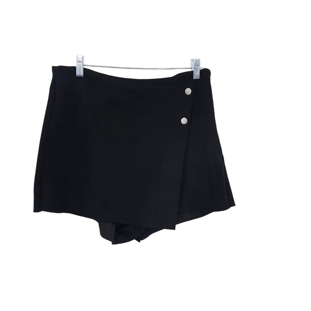 Zara Women Shortsโ L Large Black Faux Leather Buttons Side Zipper Festival